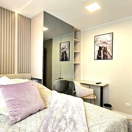 Centrum Comfort Homestay szállás *